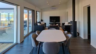 Modern Lake House With Spa At Lake Barken - 5