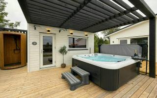 Modern Lake House With Spa At Lake Barken - 3