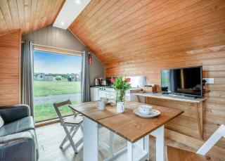 South View Retreat - 8