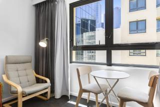 Bright Studio Stay in Central Parramatta - 3