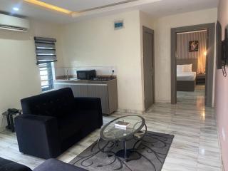 House 32 Hotels and Suites - 2