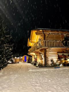 The Mountain's Sea Chalet - 0