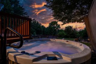 Pool Arcade Mtn Views Lake George Home Retreat WFH - 8