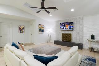 Old Town Saguaro - Private Pool, Fire Pit & Games - 6