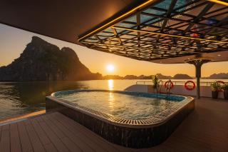 Aqua Luxury Cruise by AHG - 9