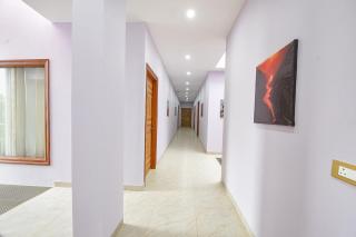 Hotel Renu Rooms - 4