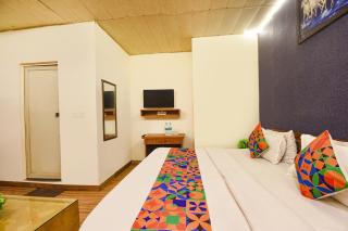 FabHotel Z Heart - 6