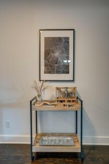 Lofts At 30th - Urban Sky Suite - Mins to Broadway - 6