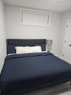 Cozy on Baywater Modern 2 bedroom apartment suite - 6