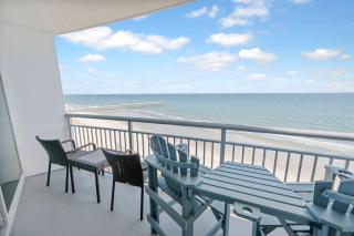 Resort condo by Boardwalk w pools - 5