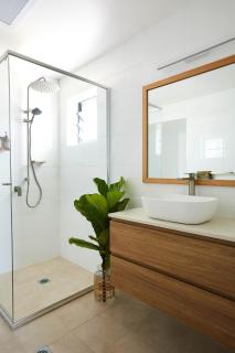 saltwater beachfront on diamond beach - 4