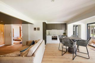 saltwater beachfront on diamond beach - 1