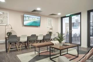Contemporary Student-Only Apartments at The Quarry, Falmouth - 1