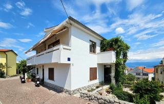 1 Bedroom Cozy Apartment In Vrbnik - Vrbnik - 6