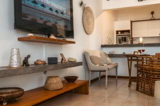 Luxurious 3-Bedroom Apt with Sea Views - SD10 - 8