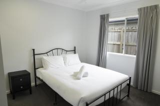 Spacious 4-Bed House in Leafy Plainland - 6