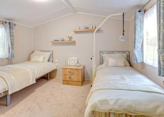 Merryfield And Sandfield - 4