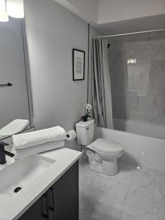 Cozy on Baywater - 3