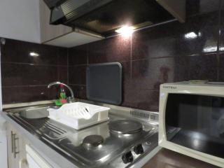 Trykonos Thessaloniki - City Garden Studios - Easy Parking & Walk to Center - Close to HELEXPO & University - 1