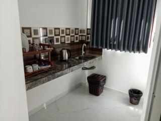 Yathi'S Surf rest - 8