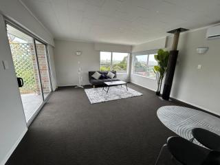 Northcote holiday home- Next stop CBD - 2