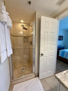 29-Universal, International Dr,Convention Center - 6