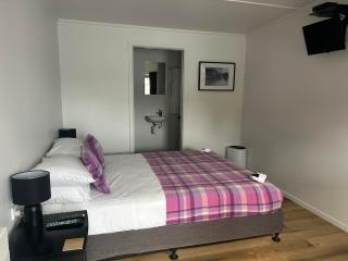 The Prospector Lawrence - 1