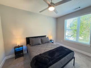 Modern Luxury Steps from Truist Park - 3