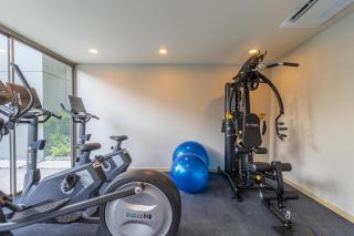 C246 New 1BR Condo with Pool, Gym &Great Location - 4