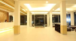 Fovere Hotel Palangkaraya - 9