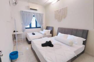 Ipoh Tambun Field - Landed House 9px - 3R2B - 0