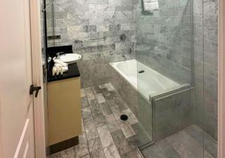 Sophisticated 3BR Residence at Brisbane Central - 1