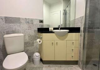 Sophisticated 3BR Residence at Brisbane Central - 9