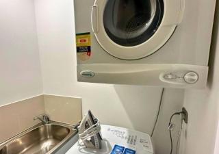 Sophisticated 3BR Residence at Brisbane Central - 7