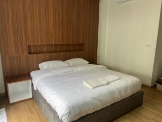 J&P Hotel Sriracha - 8