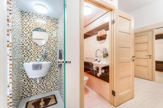 Cosmopolitan Corner Suite with Sauna - 5