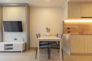 C247 Brand-New Condo with Pool, Gym & Beach Nearby - 1