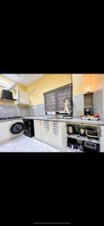 Lulu Lodge Where Comfort & Safety meet - 7