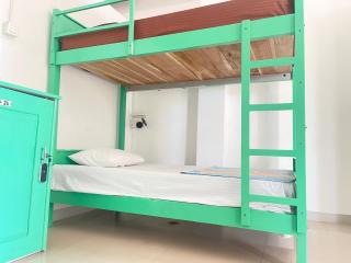 Ishu beach hostel - 1