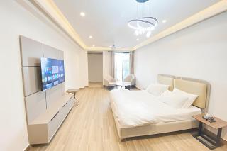 Luxury Studio at Monal Murree with Mountain Views - 2