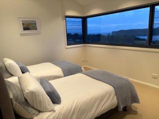 Breathtaking views at Vista by the Sea - 4