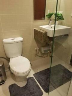 BGC Luxe Stay Facing Uptown Mall & Grand Hyatt - 9