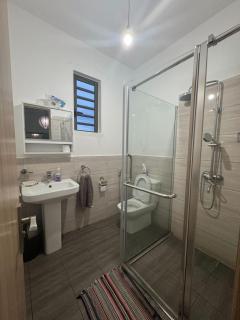 Cozy 2-Bedroom Apt, 10mins Walk to Beach - GBHC3 - 2