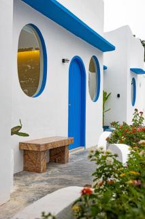 The Oiia Lakeview with Infinity Pool - 8