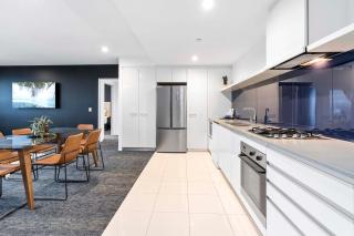 Circle on Cavill Apartments - Hosted by Wow Stay - No Parking Included - 7