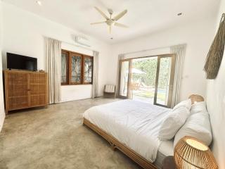 3 Bedrooms Family Villa in Padang Linjong, Canggu - 4