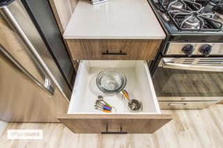 Elegant Downtown SLC Point King Bed 2 Bed 1 Bath - 1