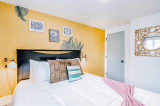 Luxury Downtown SLC Retreat, King Bed 2 Bed 1 Bath - 3