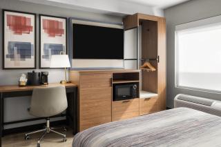 AmericInn by Wyndham Urbana Champaign University Area - 3