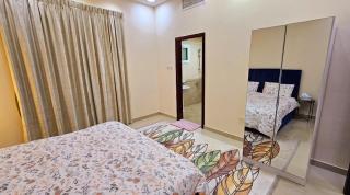 Elegant Private Rooms in a Penthouse with Free Parking - 3